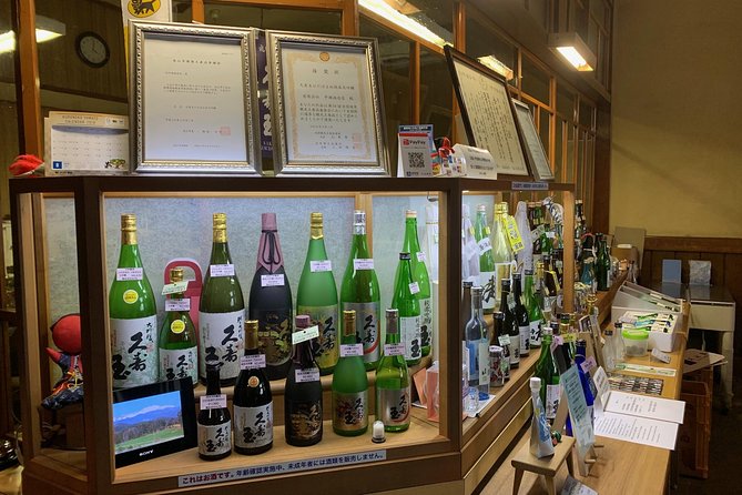 Takayamas Oldest Sake Brewery Tour in Gifu - Visiting the Production Facilities