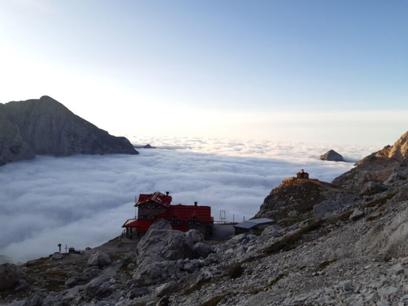 Take a Hike to the Most Beautifull Nature Close to the City - Itinerary Details