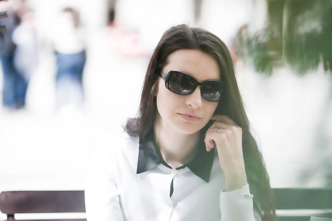Take Stunning Photos of Yourself While Walking Vienna - Viennas Photogenic Backdrops