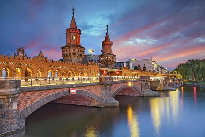 Take the U Train: An Audio Story of Berlins Oldest Elevated Railway Line - Key Points