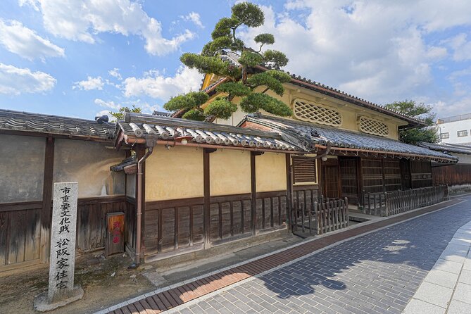 Takehara Historical Townscape Sake Tasting & Rabbit Island - Experiencing the Tranquility of Rabbit Island