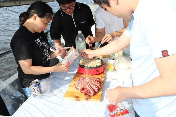 Takoyaki Cooking Experience in Osaka Bay by Cruise - Included Amenities