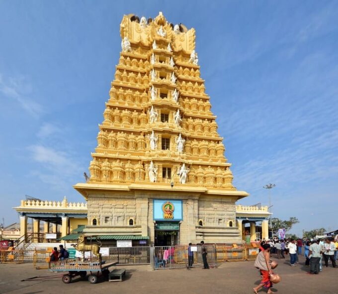 Tales of Art: Karnataka, Goa & Mumbai With Car & Driver Tour - Arrival and Departure Details