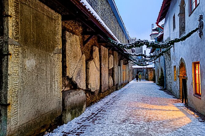 Tales of Old Tallinn 2-hour Walking Tour - Traveler Feedback