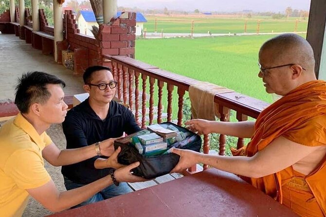 Talk to Buddhist Monk & Craft Work in Temple - Tour Details and Logistics