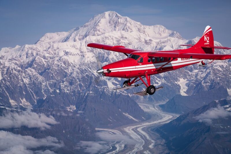 Talkeetna: Denali Flight Tour With Glacier Landing - Panoramic Views