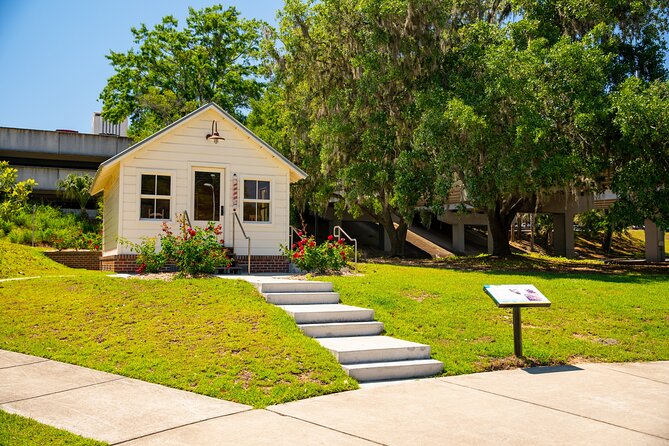 Tallahassee Tranquility: A Scenic Walking Tour - Practical Tour Information
