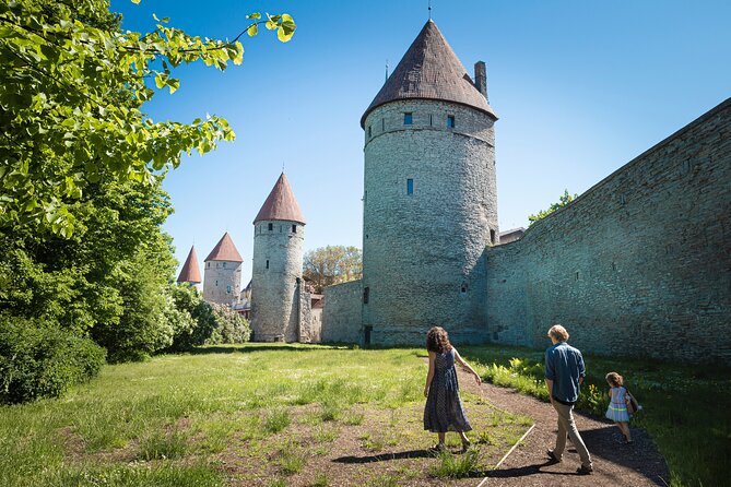 Tallinn Private Photoshoot Tour - Pricing and Reviews