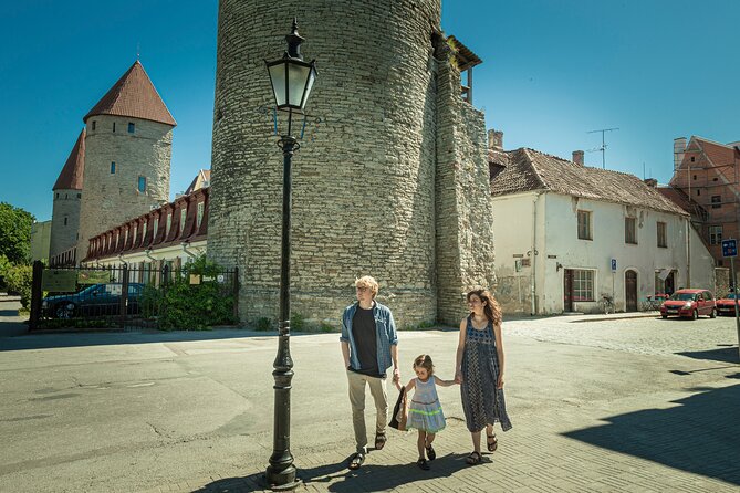 Tallinn Private Photoshoot Tour - Tour Benefits