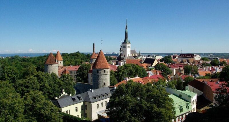 Tallinn: Private Walking Tour - Key Locations