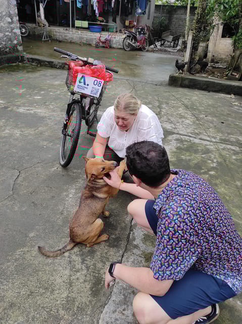 Tam Coc - Mua Cave - Hoa Lu - Biking Visit Local Family - Boat Cruise and Village Exploration