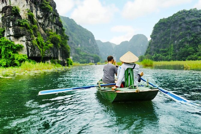 Tam Coc Ninh Binh - Hoa Lu - Deluxe Daily Group Tour - Additional Information and Accessibility