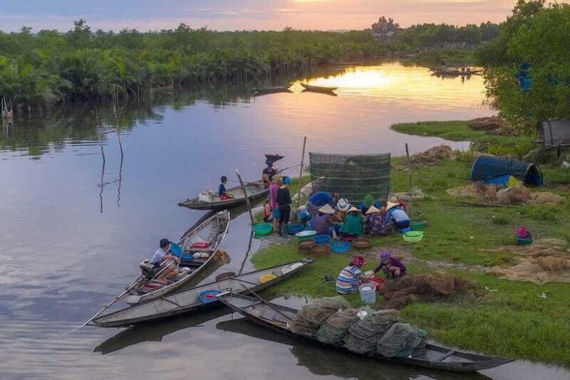 Tam Giang Lagoon Sunset Cruise Group Tour From Hue City - Important Notes