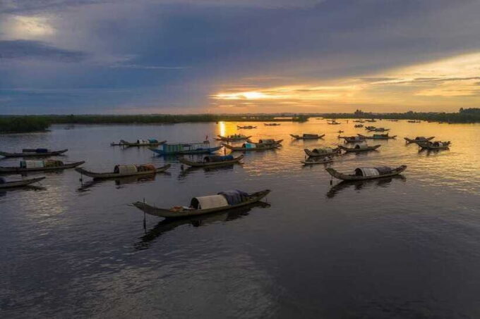 Tam Giang Lagoon Sunset Cruise Group Tour From Hue City - Unique Experiences