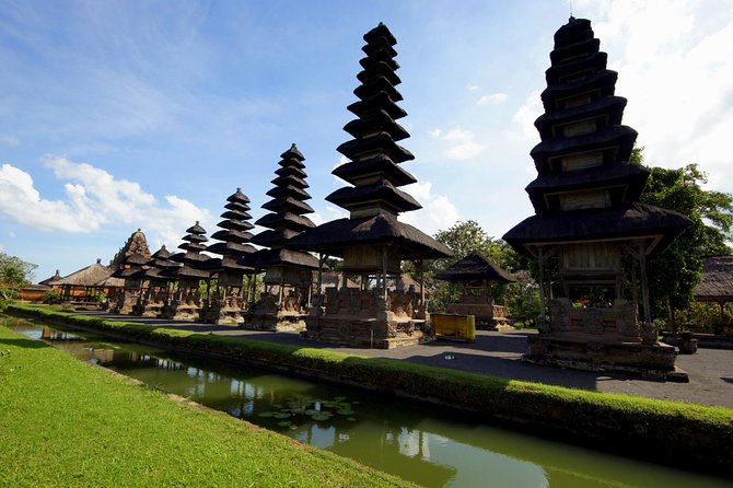 Taman Ayun Temple and Pod Chocolate Factory Tour - Inclusions and Transportation