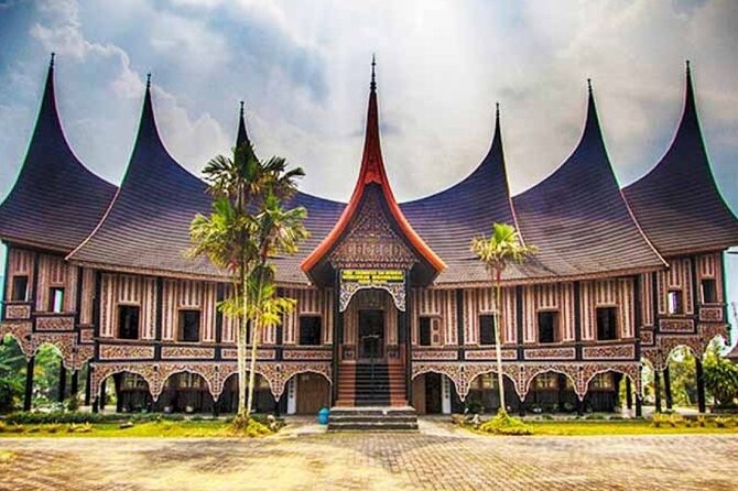Taman Mini Park, Cable Car, Indonesia Museum & Antique Market - Transportation and Tour Logistics
