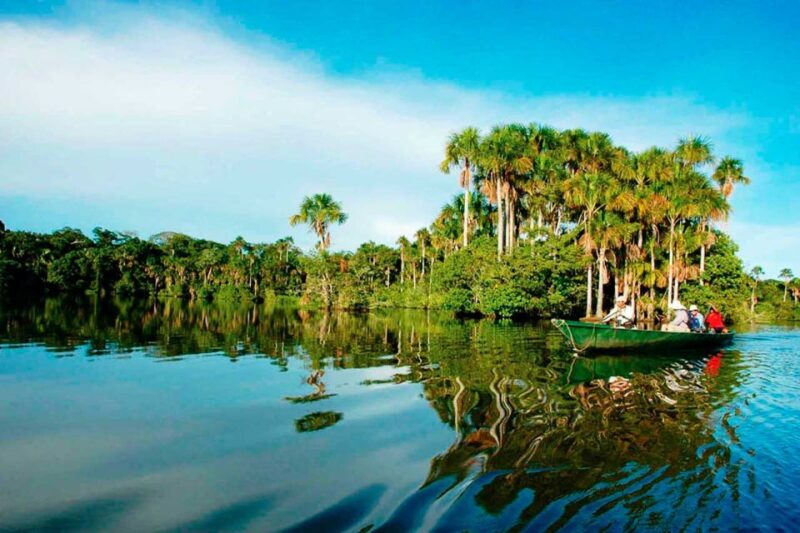 Tambopata: Lago Sandoval and Colpa of Loros 3- Days - Additional Costs to Consider