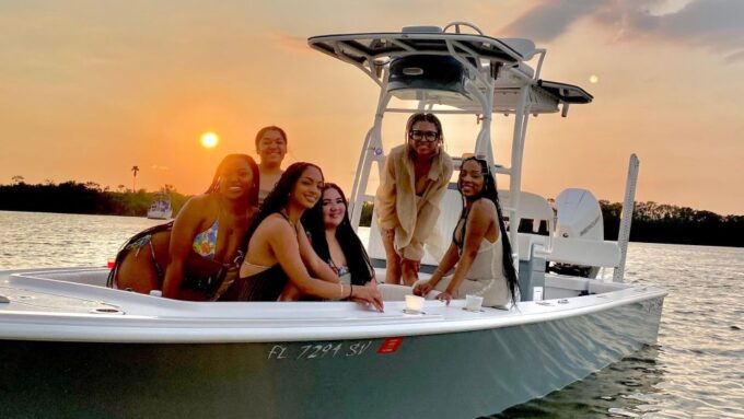 Tampa: Private Sunset Boating Trip - Booking and Cancellation Policy