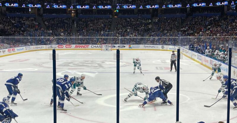 Tampa: Tampa Bay Lightning Ice Hockey Game Ticket - Game Experience at Amalie Arena