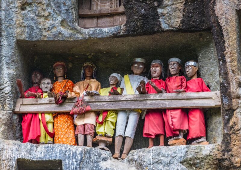Tana Toraja: Private 3D2N Tour in South Sulawesi - Accommodation and Transfers