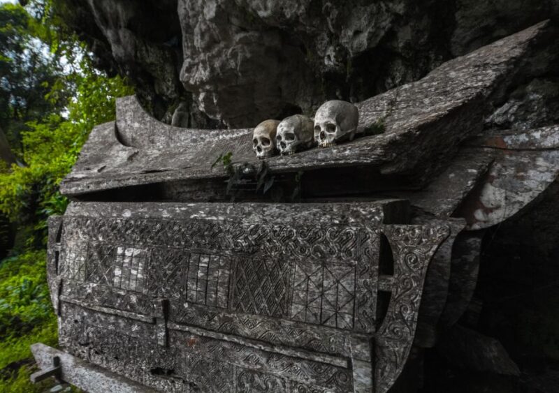 Tana Toraja: Private 3D2N Tour in South Sulawesi - Meals and Refreshments