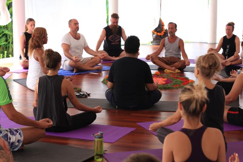 Tanah Lot: Yoga Class With Breakfast - Included Amenities