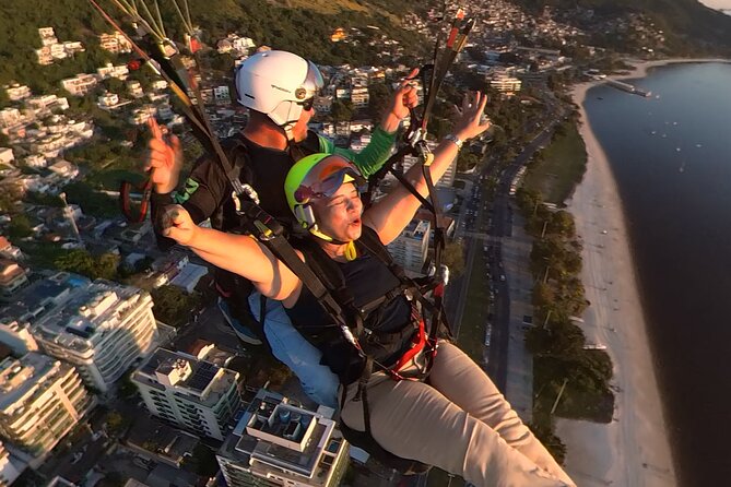Tandem Paragliding Flight Experience in Rio De Janeiro Niterói - Experiencing the Thrill of Paragliding