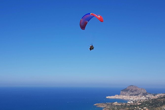 Tandem Paragliding Flight in Cefalù - Inclusions and Recordings