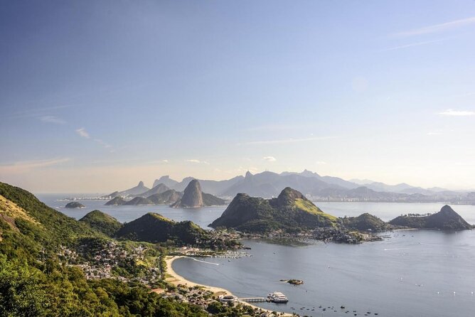 Tandem Paragliding Flight in Niterói - Key Points