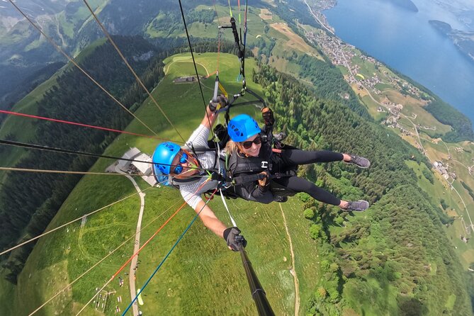 Tandem Paragliding Flight in the Lucerne Region - Accessible for All Fitness Levels