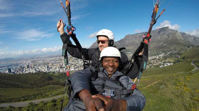 Tandem Paragliding, Green Market and Constantia Wine Tasting - Green Market Square