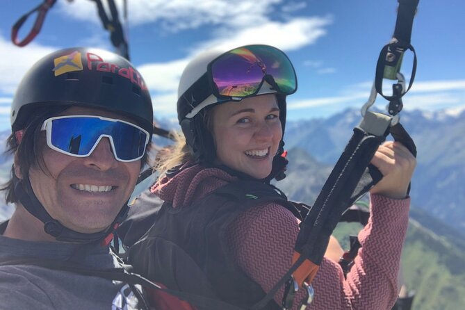 Tandem Paragliding in Neustift - Lift Ticket Pricing and Reductions