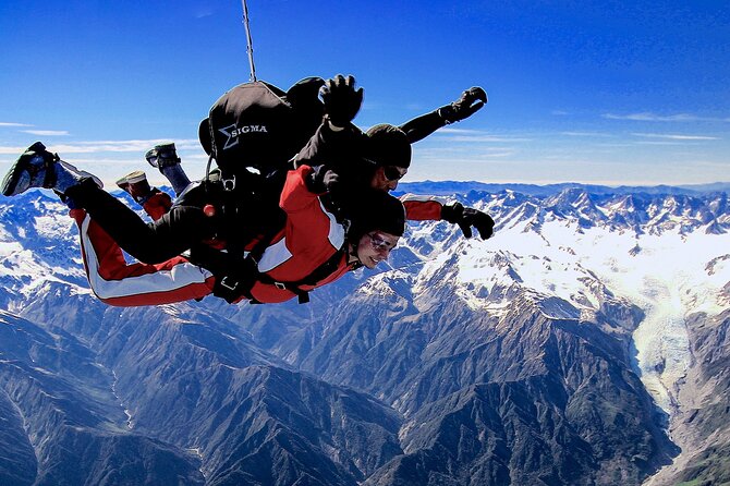 Tandem Skydive 18,000ft From Franz Josef - Aoraki Mount Cook and Glaciers