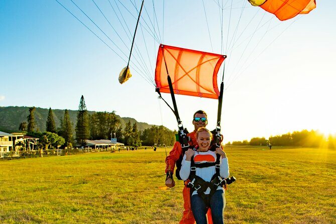 Tandem Skydiving with GoJump in Hawaii - Who Should Consider This Experience?