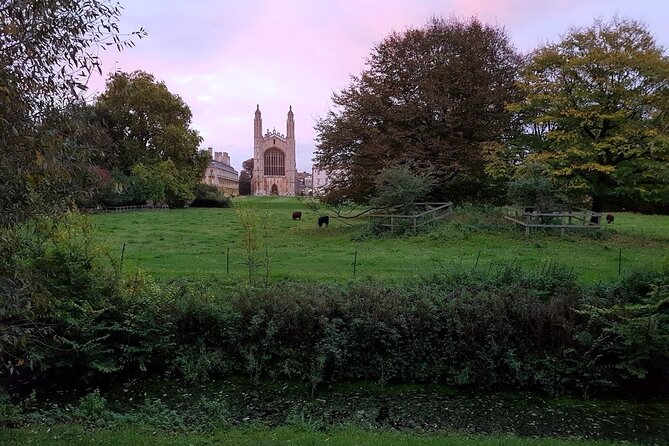 Tangential Cambridge: Group Walking Tour of Sights and Highlights - Logistics