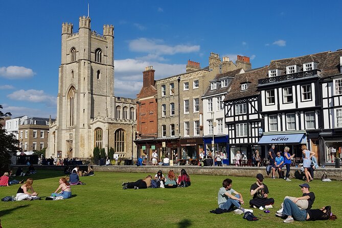 Tangential Cambridge: Group Walking Tour of Sights and Highlights - University History