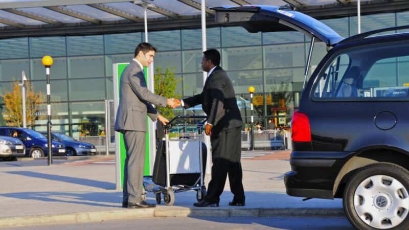 Tangier: Private Airport Transfer - Vehicle Options