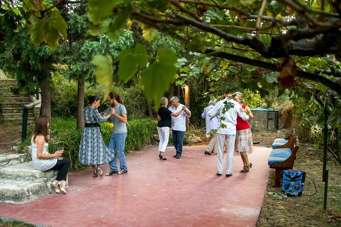 Tango Lessons in Apocoronas Area - Reviews and Pricing