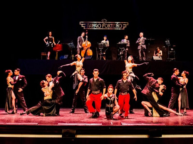 Tango Porteño Platea: Gourmet Dinner + Show + Free Transfer - Tango & Folklore Show