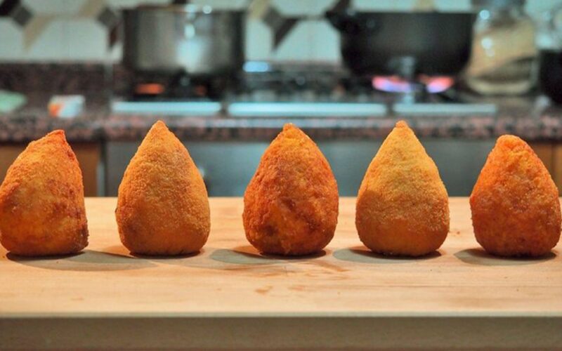 Taormina: Arancino Making Class With Drinks - Class Experience and Learning