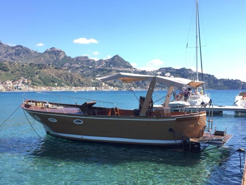 Taormina: Boat Tour to Taormina & Giardini Naxos With Drink - Key Points