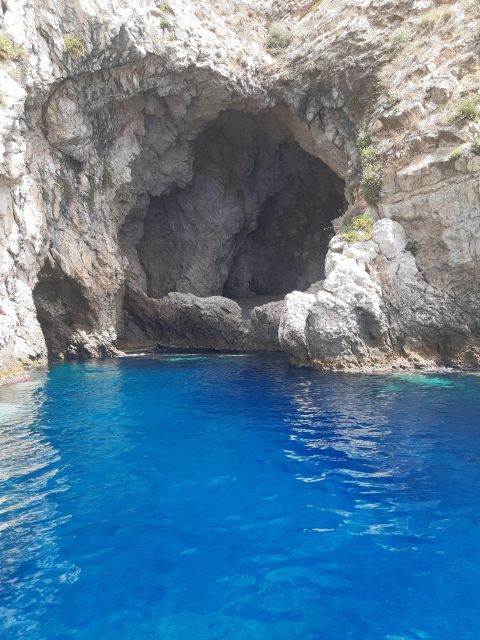 Taormina Coast Tour and Searching Dolphins - Speedboat Ride to Capo Taormina