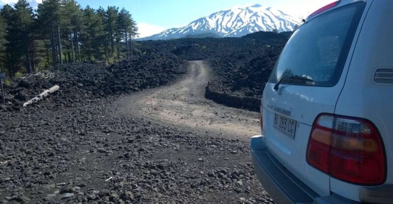 Taormina: Etna Off-Road 4x4 - Guided Experience