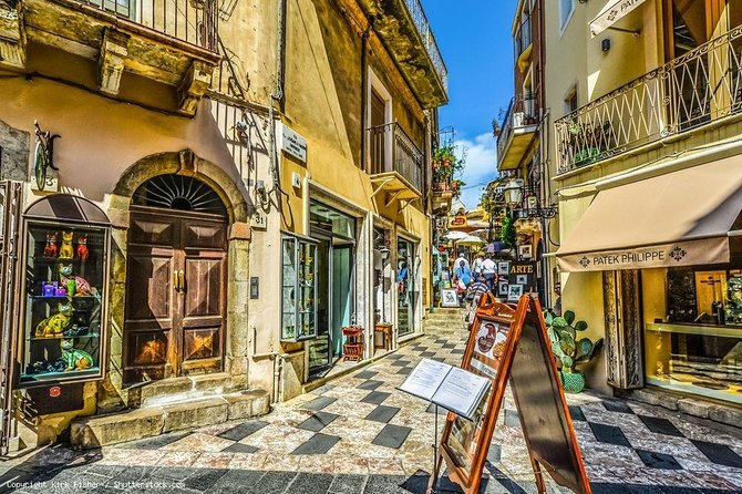 Taormina Private Walking Tour - Discover Palazzo Corvaja
