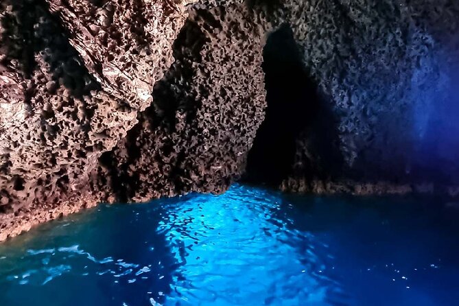 Taormina Sightseeing Private Boat Tour With Aperitif on Board - Tour Schedule and Accessibility
