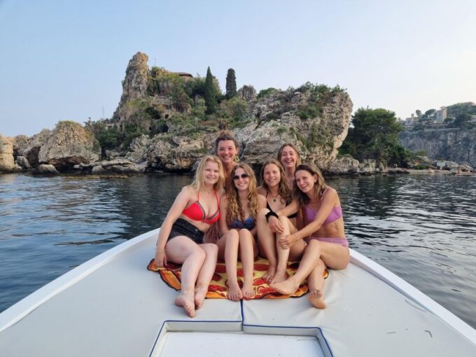 Taormina: Sunset Boat Tour With Aperitif - Customer Ratings and Reviews