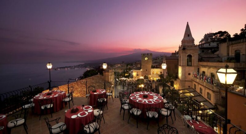 Taormina: Sunset Walking Tour & Aperitif on Rooftop Terrace - Itinerary and Meeting Point