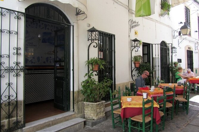 Tapas Food Tour in Jerez De La Frontera - Detailed Tour Itinerary