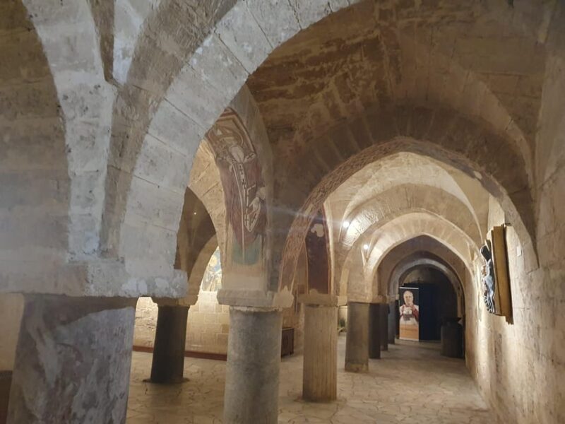 TARANTO PUGLIA WALKING TOUR UP AND DOWN - Transportation Options and Accessibility