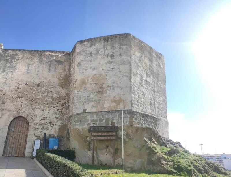 Tarifa Outdoor Escape Game: Through the Eyes of an Alchemist - Following Clues and Solving Puzzles